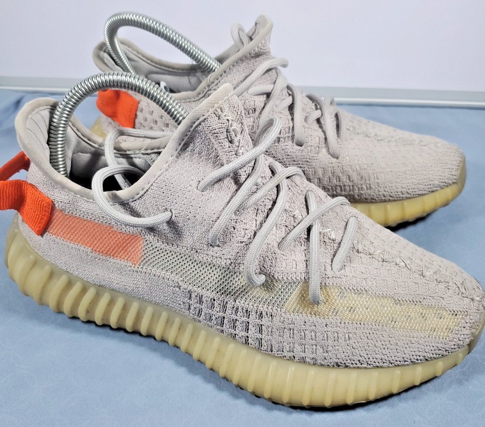 Adidas Yeezy Boost 350 V2 Tail Light Grey Orange FX9017 Men Size 6.5 Sneaker